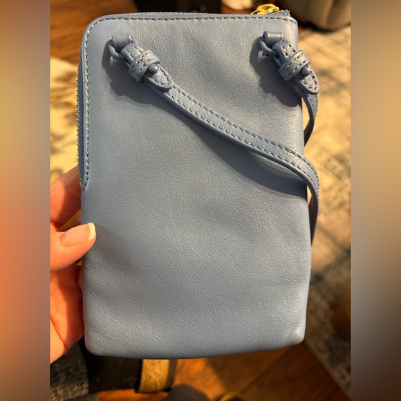 💙🩵Tory Burch Blue Phone Bag🩵💙 - Picture 14 of 17